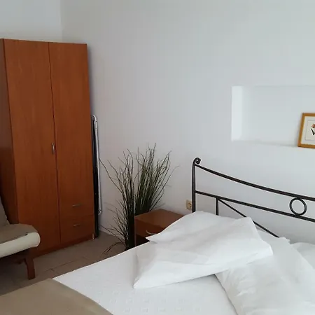 Apartmani Katja Omis Exterior photo